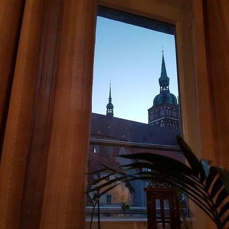 Ferienwohnung In Der Altstadt Stralsund Bagian luar foto